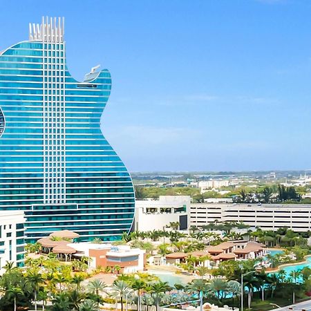 Beachfront & Pool Near Marriott Hollywood Beach Exterior photo